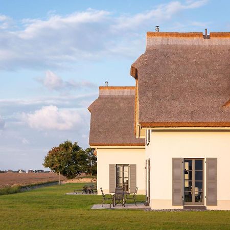 Reetland Am Meer - Premium Reetdachvilla Mit 2 Schlafzimmern, Sauna Und Kamin E11 Dranske Exterior foto